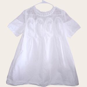Structured White Cotton Babydoll Mini Dress w/ Lace Bodice & Pockets | Size M